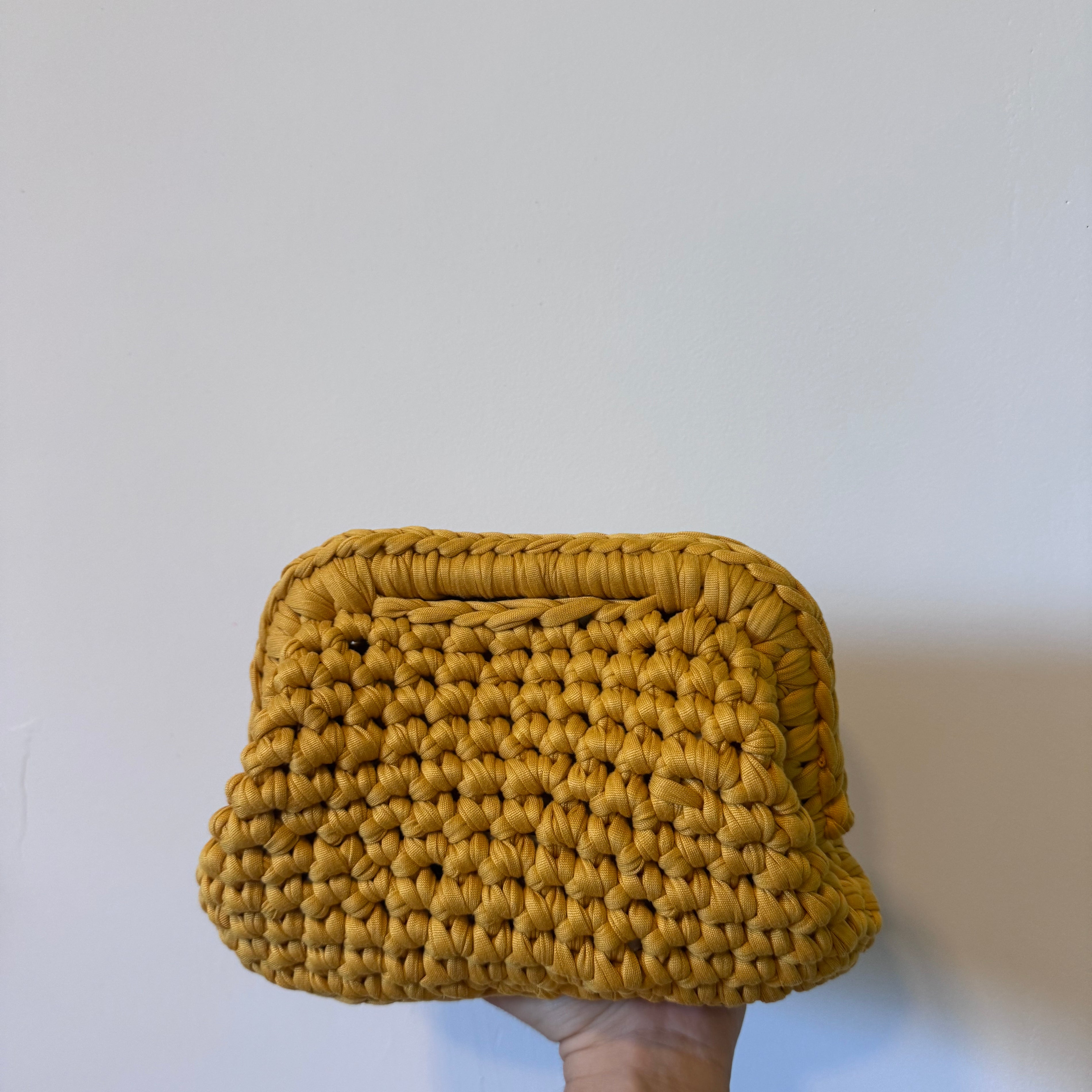 Pasticcino small giallo ocra