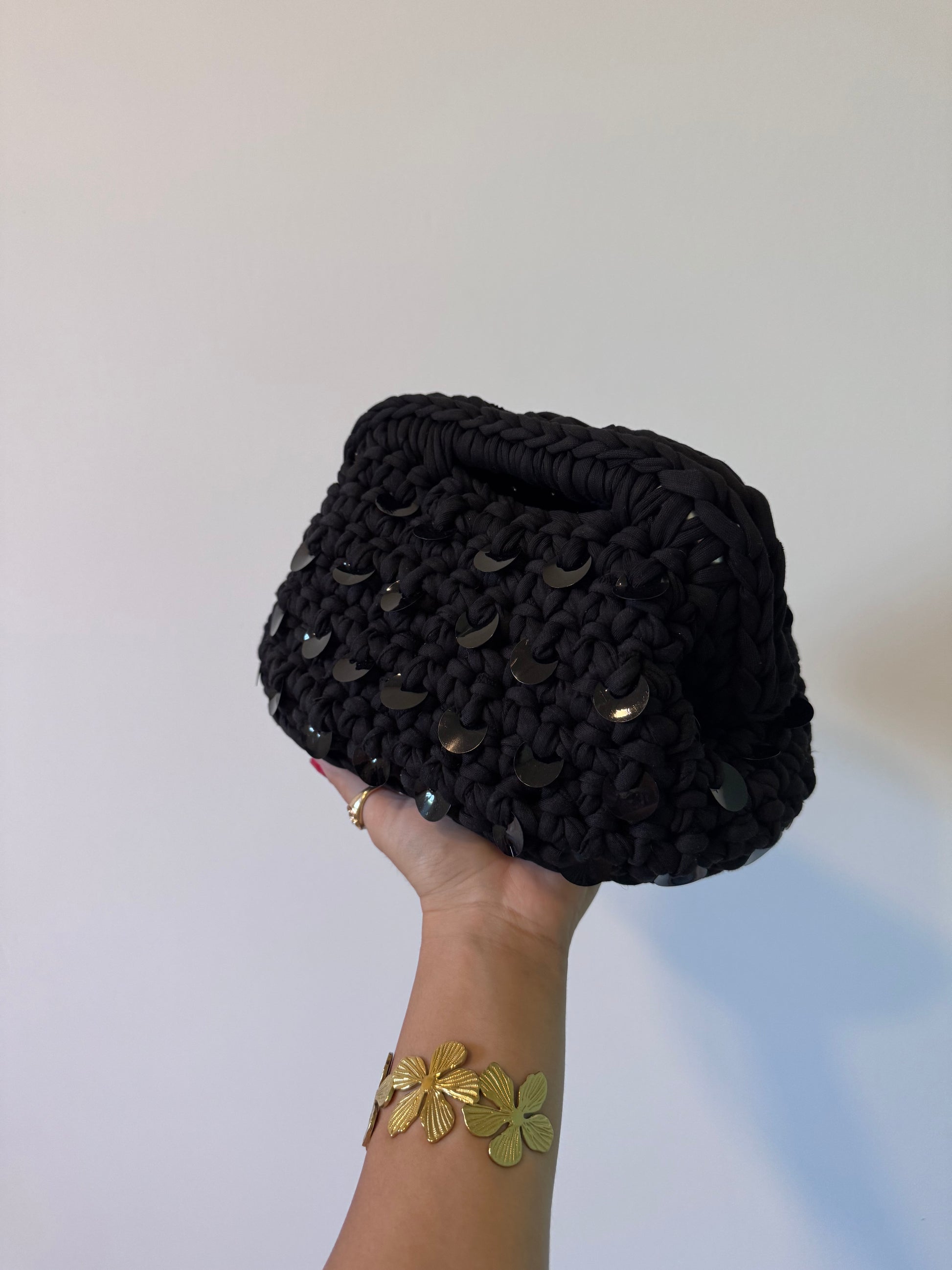 Pasticcino medium black paillettes