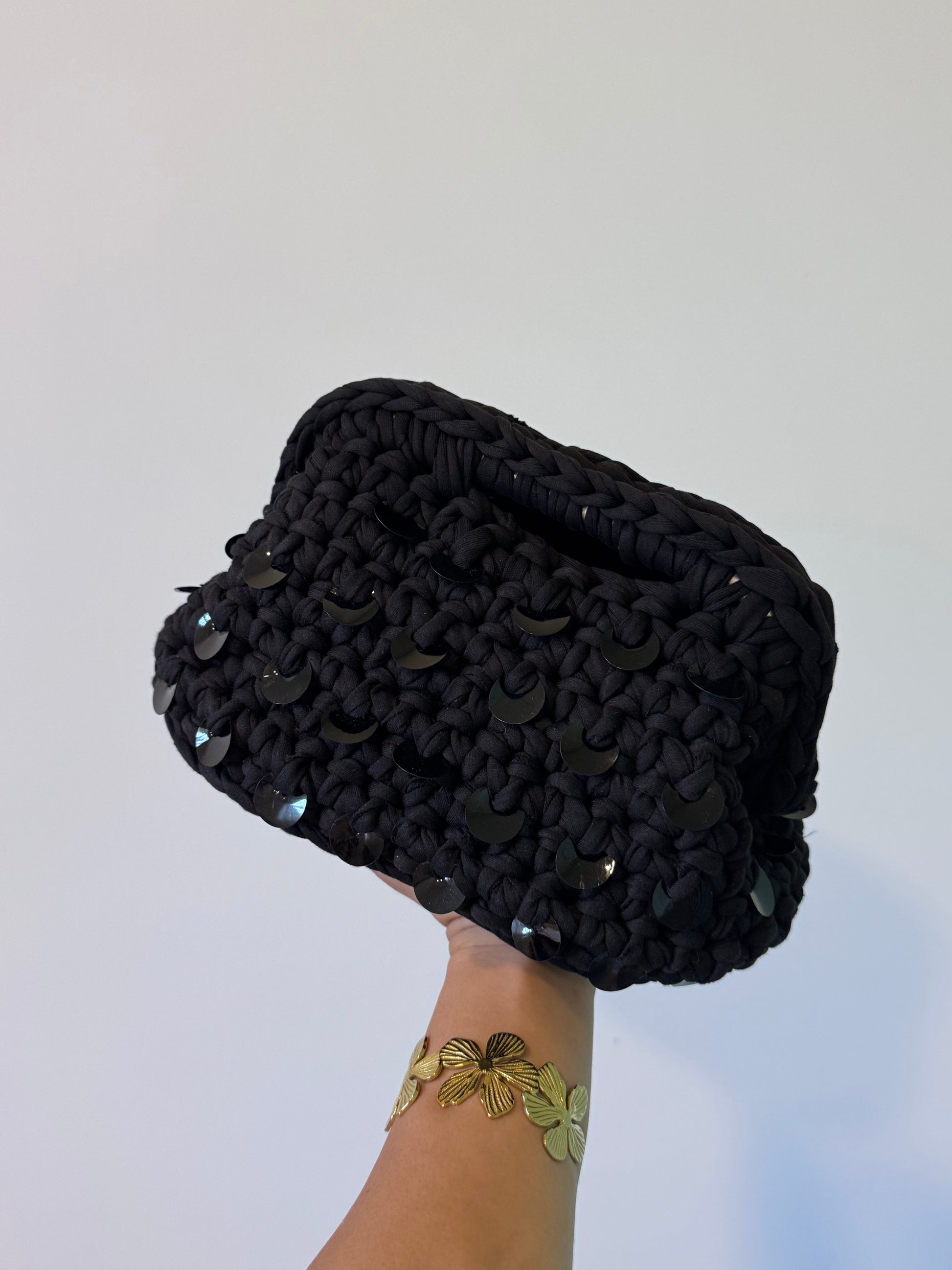Pasticcino medium black paillettes