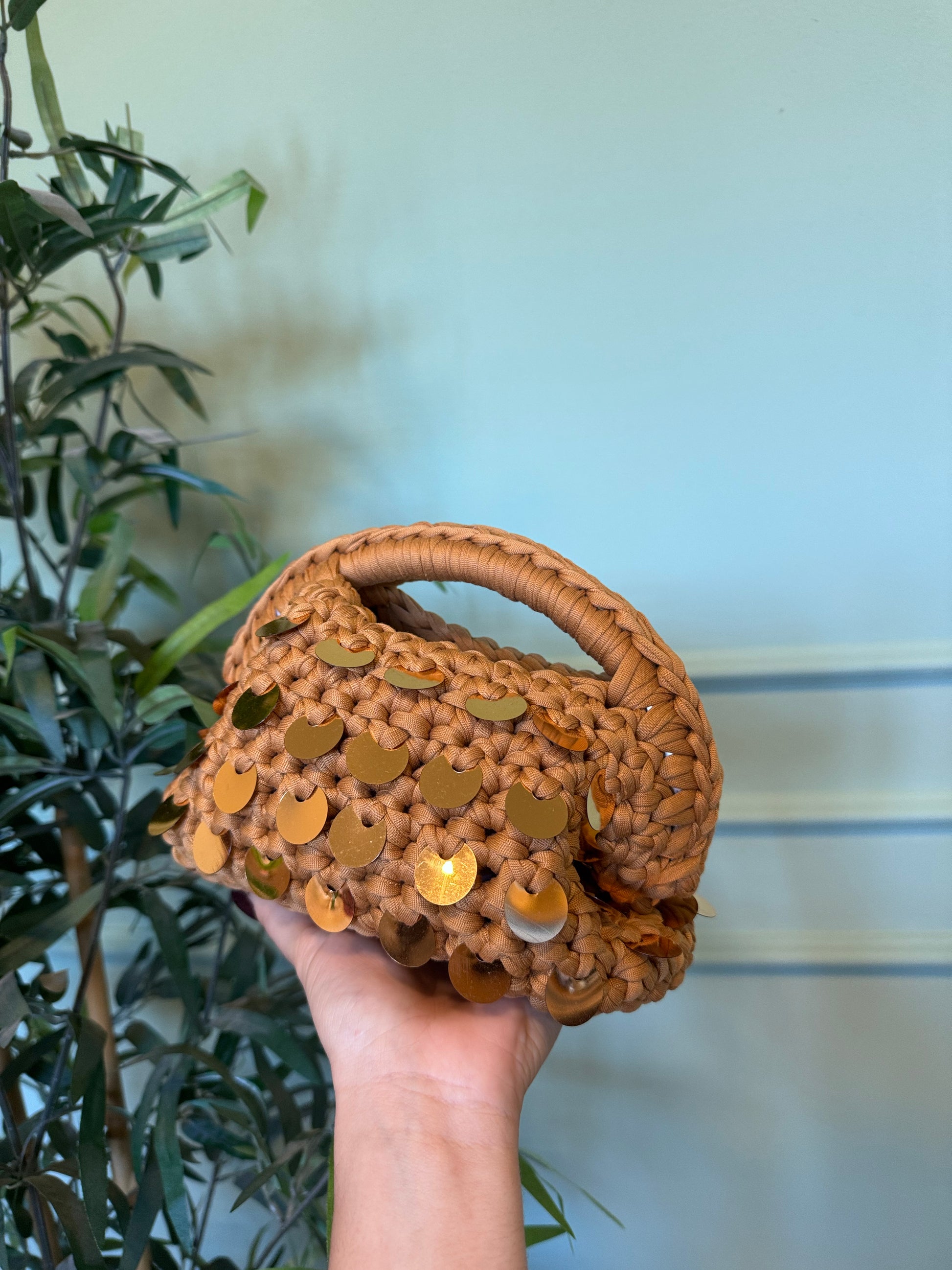 Clutch media miele paillettes