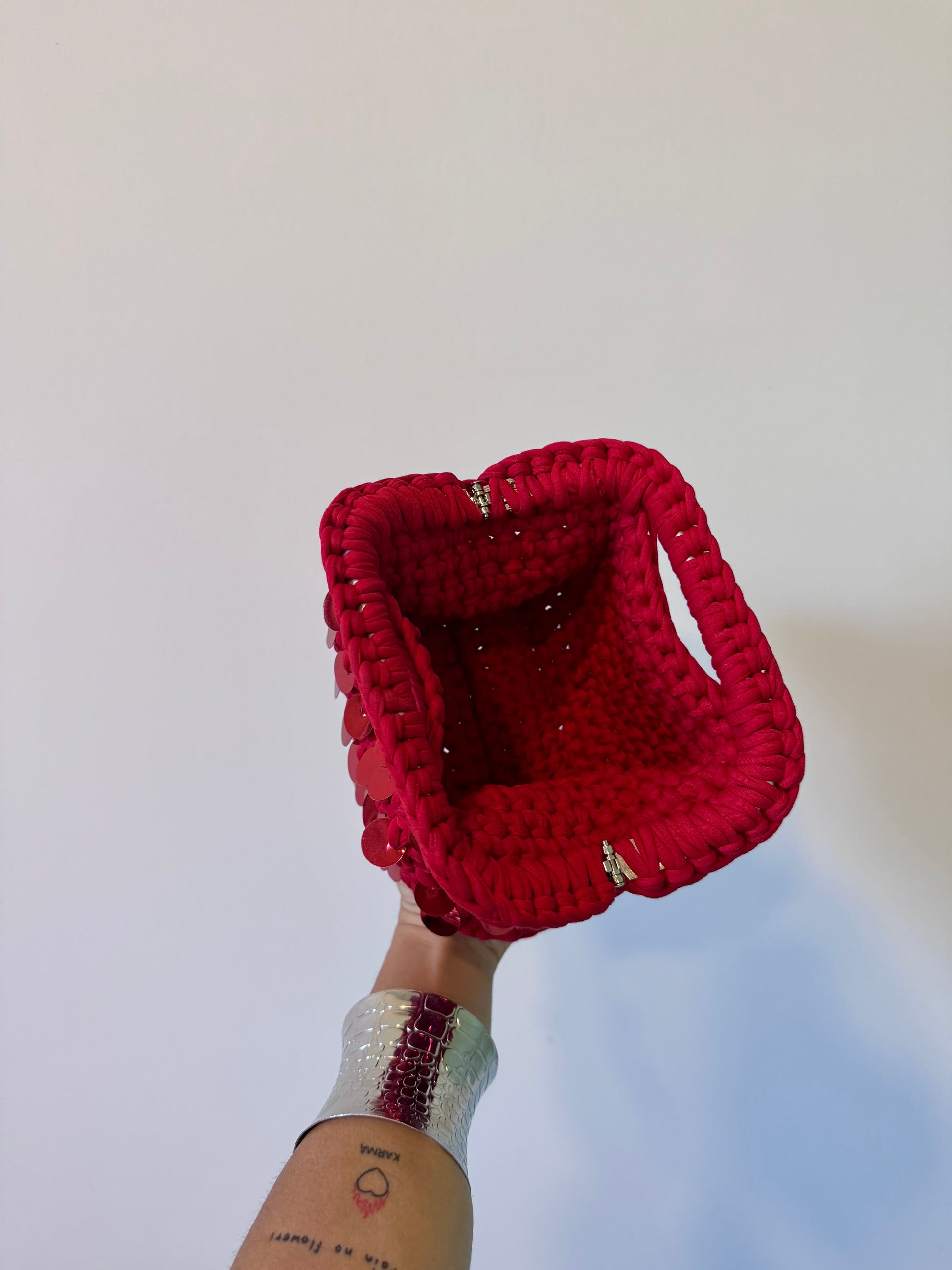 Pasticcino small rosso paillettes